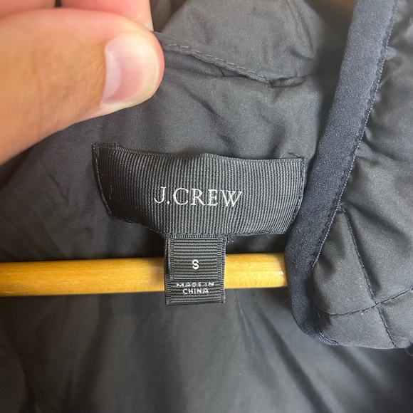 J. Crew Black Puffer Down Feathers Vest Gold Accents Button Size S Black Quilted - Picture 9 of 12